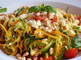 Gesund Und Lecker Gemusespaghetti Mit Feta Sweet Paul Rezepte Leichtes Essen Lecker