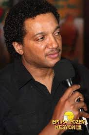 Joyeux Anniversaire à Robert Charlot. ** * **Fondateur et Maestro de Top  Vice.** * **Fondateur et Maestro de Nu Vice. ** * **Claviériste, Auteur,  Compositeur. ** # **Happy Birthday Charlot! ** # **