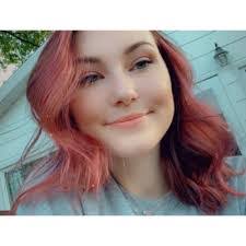 Amanda Thurber's Instagram, Twitter & Facebook