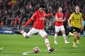 PSV en Tillman in afwachting van Bayern over langer…