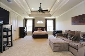 Many traditional and contemporary homes include a trey ceiling in the master bedroom. 20x16 Master Bedroom Layout Master Bedroom Layout Bedroom Layouts Home Remodeling