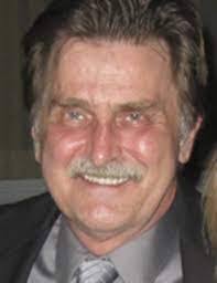 Arthur Slack's Instagram, Twitter & Facebook