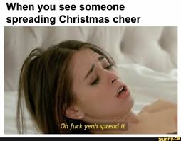 Перевод слова spread, американское и британское произношение, транскрипция, словосочетания, однокоренные слова, примеры использования. When You See Someone Spreading Christmas Cheer Oh Fuck Yeah Spread It Ifunny