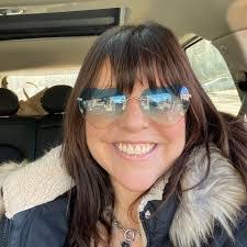 Kevin Searles's Instagram, Twitter & Facebook