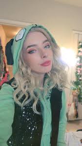 Keeping old favorite clothes from HotTopic era