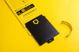 New Logo And Packaging For Rhinoshield By Bravo Bp O Screen Protector Packaging Zine Design Packaging