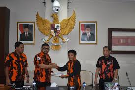 H.thariq mahmud | ketua mpw dki jakarta. Mpw Pemuda Pancasila Sumbar Terima Sk Kepengurusan Periode 2017 2022 Utusanindo Com