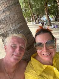 5 islands 🇲🇺🏖 With Mauritius vip Tours & transfers 📞57911920 #5islands  #Vibes #dolphins #feedingmonkey #snorkling #bookwithme #BookWithUs  #vitaminsea #bluesea #boatlife #speedboat #private #IleAuxCerfs #lunchtime  #bbqlife #bbqlovers #bbqfood ...