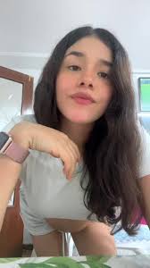 Erika Terrones (@erii__16)