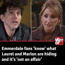 Pat Thorpe's Instagram, Twitter & Facebook