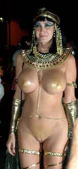 Cleopatra pelada
