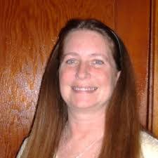 Linda Mesh's Instagram, Twitter & Facebook