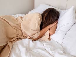 यदि आपका शरीर आपके अवकाश के समय का दुरुपयोग करता प्रतीत होता है, तो आप 'अवकाश  बीमारी' के शिकार हो सकते हैं | स्व.