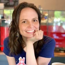 Lindy Cain's Instagram, Twitter & Facebook