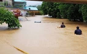 Otoritas setempat mengatakan bahwa zhengzhou adalah yang paling parah terdampak banjir. Banjir Bertambah Teruk Di Terengganu Dan Kelantan Air Times News Network