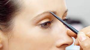How do you do eyebrow makeup? How To Make Your Eyebrows Look Natural By Filling Them In