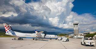 Split airport is croatia's second largest airport and is located directly on the coast between trogir and kaštela, around 20 kilometres west of split. Flughafen Split Ist Der Zweitgrosste Flughafen Kroatiens Lust Auf Kroatien De