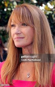 32 Photos & High Res Pictures