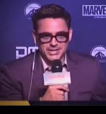 Robert Downey Jr Gum