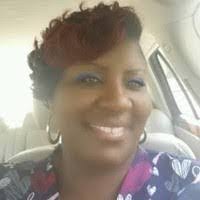 Loretta Snell's Instagram, Twitter & Facebook