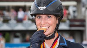 Blum feiert ersten Titel