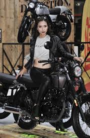 The brixton bx 150 2021 price in the malaysia starts from rm 8,988. Brixton Zeigt Sich In Vietnam Mit Seiner Noch Jungen Eigenmarke Brixton Will Der Osterreichische Zweiradimporteur Ksr Nun Au Vietnam Motorrad Madchen Motorrad