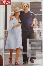 Anche questa volta l'attore e produttore cinematografico originario di trani ha scelto come compagna una donna più grande di età: Scamarcio Su Diva E Donna Ultime Notizie Flash