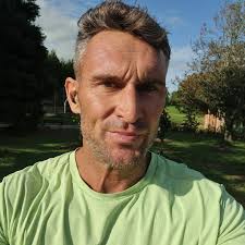 Scott Elliott (@scottelliottofficial) • Instagram photos and videos