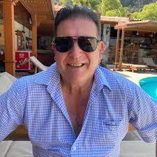 Should I replace my 17-year-old ski boots?