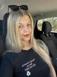 Rochelle Knox's Instagram, Twitter & Facebook