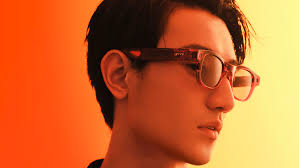 I adore my Meta Ray-Bans, but these new Oakley smart glasses are making me  jealous