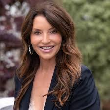 Michele Oravec's Instagram, Twitter & Facebook