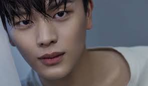 Foto yook sungjae bareng kim sohyun | sungjae has an obsession to touch/bump sohyun's head and resting his head on sohyun's shoulder. Yook Sung Jae In June Issue Of Singles Couch Kimchi Yook Sungjae Sungjae Btob