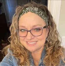 Marlene Ruppert's Instagram, Twitter & Facebook