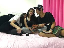 Foto ammar zoni dan ranty maria di instagram. Sering Dipasangkan Di Sinetron Inilah 10 Potret Mesra Ammar Zoni Dan Ranty Maria