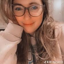 Hillary Ann (@hillaryann2)