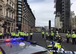 أعلنت وزارة الدفاع البريطانية ، يوم الجمعة، عن تعرض سفينة تجارية مملوكة لإسرائيل لهجوم قبالة سلطنة عمان في بحر العرب. Ø±ÙˆÙŠØªØ±Ø² Ù…Ù‚ØªÙ„ 3 ÙˆØ¥ØµØ§Ø¨Ø© 2 ÙÙŠ Ø­Ø§Ø¯Ø« Ø·Ø¹Ù† ÙÙŠ Ø±ÙŠØ¯ÙŠÙ†Ø¬ Ø¨Ø¨Ø±ÙŠØ·Ø§Ù†ÙŠØ§ Ø§Ù„Ù…ØµØ±ÙŠ Ø§Ù„ÙŠÙˆÙ…