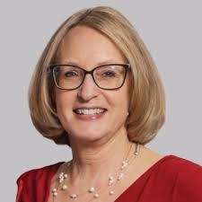 Sarah Wiegand's Instagram, Twitter & Facebook