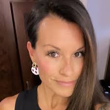 Johanna Downs's Instagram, Twitter & Facebook