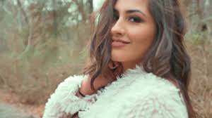 Monica Singh Height Age Family Boyfriend Biography More Starsunfolded Acid attack victim to new york fashionista.