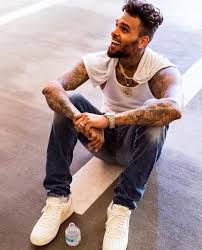 Complete list of chris brown music featured in movies, tv shows and video games. Chris Brown On Twitter Smile