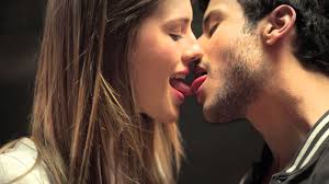 Allfreshwallpaper 13th Feb Kiss Day Images D i e g o authentic.