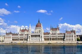 Getting there, getting around, airport transfer, car hire and more. Budapest Sehenswurdigkeiten Tipps Beste Reisezeit Und Mehr
