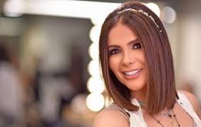 تصدرت منى زكي، محرك البحث جوجل وكذلك مواقع التواصل الاجتماعي، خلال الساعات القليلة الماضية، بعد أنباء تعاقدها على بطولة فيلم سينمائي جديد يحمل اسم الجواهرجي وال Ù…Ù†Ù‰ Ø²ÙƒÙŠ Ù‡Ø°Ø§ Ù‡Ùˆ Ø§Ù„Ø³Ø¨Ø¨ Ø§Ù„ÙˆØ­ÙŠØ¯ Ø§Ù„Ø°ÙŠ Ø³ÙŠØ¬Ø¹Ù„Ù†ÙŠ Ø§Ø¹ØªØ²Ù„ Ø§Ù„ÙÙ†