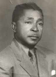 Larry Verna's Instagram, Twitter & Facebook