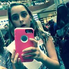 Aryona Brooke Russo (@AryonaRusso)