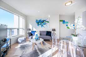 This is a 28% increase compared to the previous year. Toronto One Bedroom Condo Sells For A Recording Breaking 730k