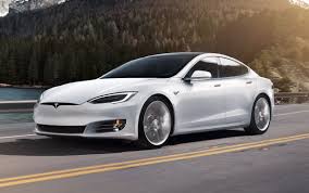 Tesla Bumps Up The Model S Range To 390 Miles Best Electric Car Electric Cars Your Dog