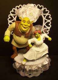Shrek And Fiona W White Vail Wedding Cake Topper Funny White Flower And Lace 1 Funny Wedding Cakes Wedding Cake Toppers Shrek Wedding