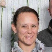 40+ "Desiree Le" profiles